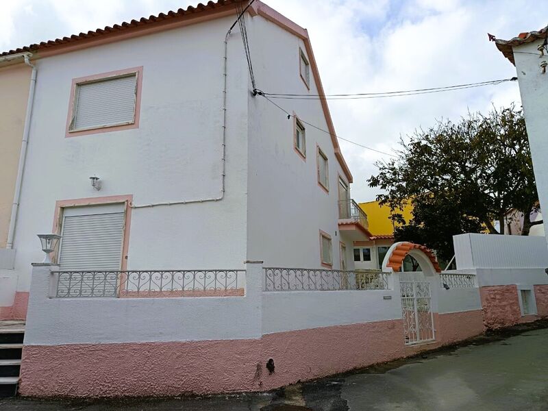 House Typical V3 Faião  Terrugem Sintra - fireplace