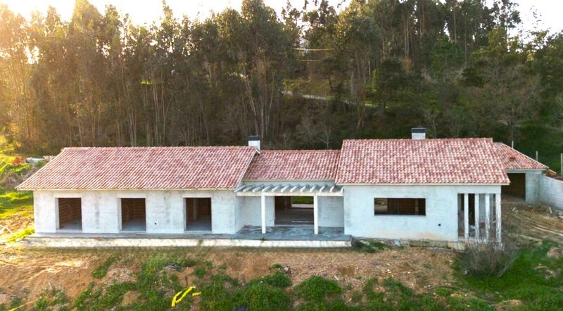 House Single storey under construction V4 Pombal - garage, quiet area