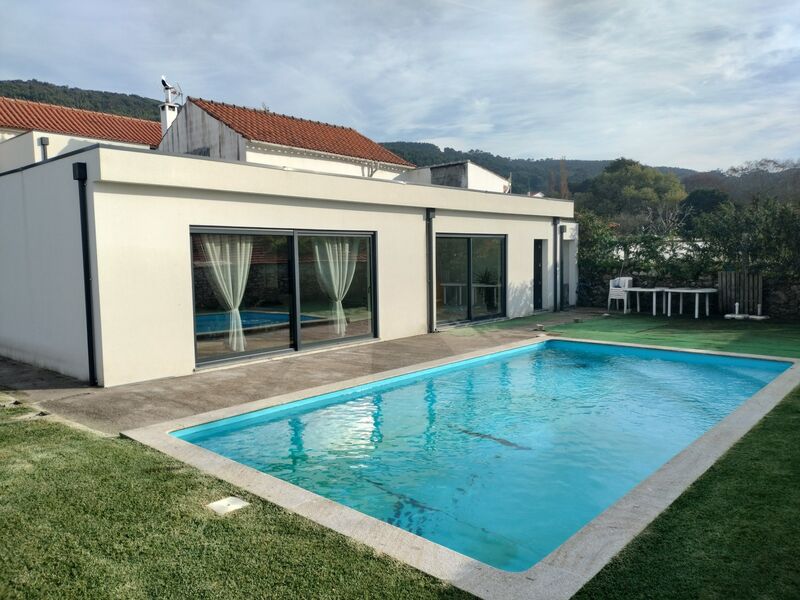 House V3 Caminha - parking space, swimming pool, garage, equipped kitchen