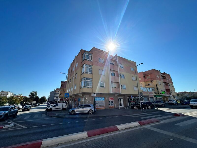 Apartment 3 bedrooms Amora Seixal - attic, parking lot, store room