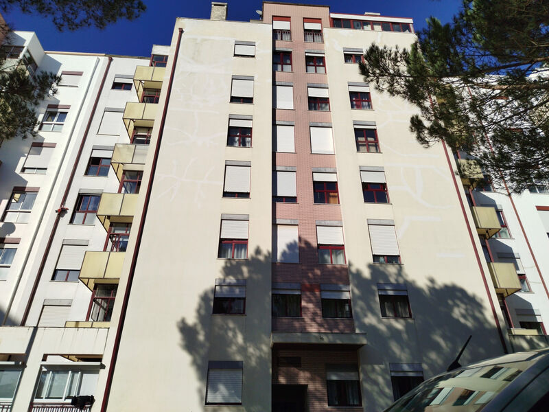 Apartamento T3 Leiria - lareira, garagem, sótão, marquise