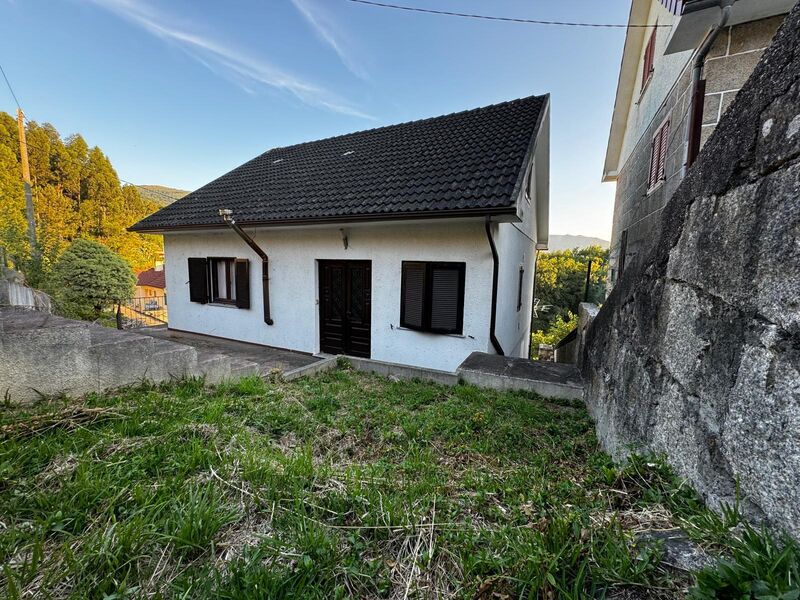 House V4 Melgaço - attic, garage