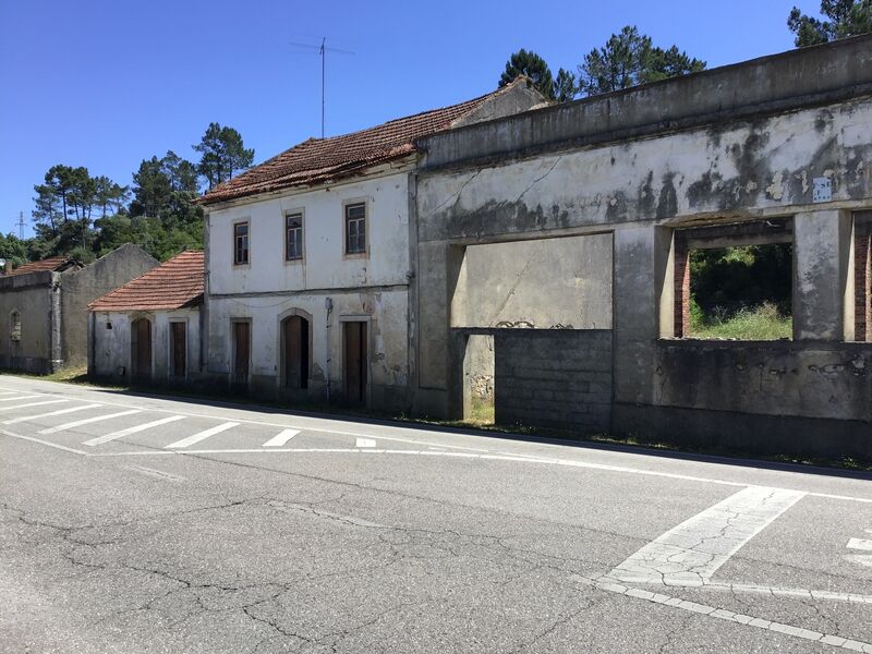 Terreno Urbano com 3480m2 Carregueiros Tomar