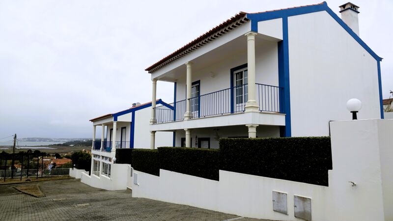 House 2 bedrooms Arelho Óbidos - barbecue, swimming pool, balcony, fireplace