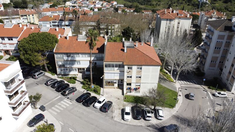 Apartment T1+1 Renovated São Miguel das Encostas  Carcavelos Cascais - quiet area, store room, kitchen, gardens