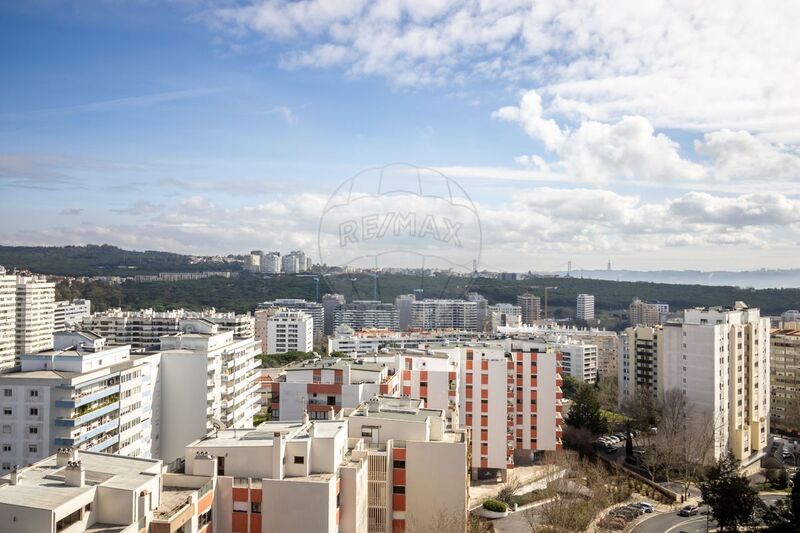 Apartment T2 Oeiras - 3rd floor, swimming pool