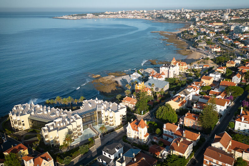 Apartamento T2 Estoril Cascais - aquecimento central, terraço, lareira, garagem, vidros duplos