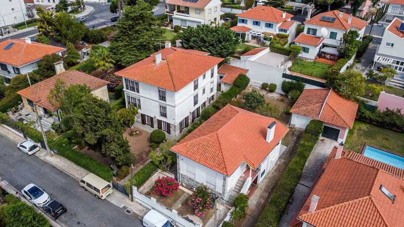 House 7 bedrooms Old Cascais - garden, attic, fireplace, garage