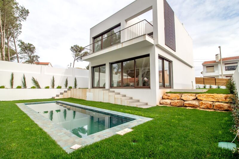 House nueva spacious V3 Alcabideche Cascais - balcony, central heating, garden, swimming pool, air conditioning, solar panels