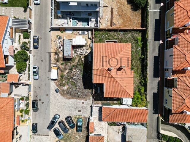 Lote de terreno novo com 299m2 Murches Alcabideche Cascais