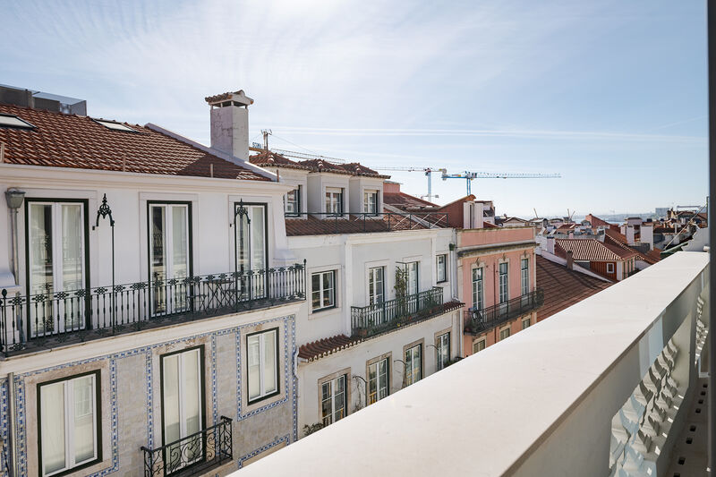 Apartment T2 Misericórdia Lisboa - store room, balconies, balcony