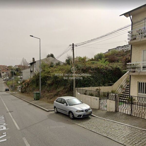 земля c 260m2 Oliveira do Douro Vila Nova de Gaia - возможность строительства