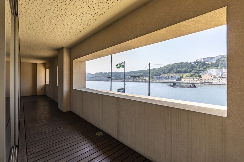 Apartamento T2 Moderno Foz  Massarelos Porto - varanda, lugar de garagem