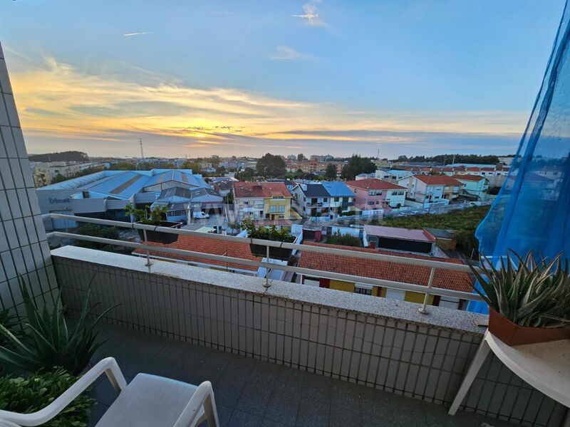 Apartment 3 bedrooms Vilar do Paraíso Vila Nova de Gaia - balconies, gardens, fireplace, garage, balcony, central heating