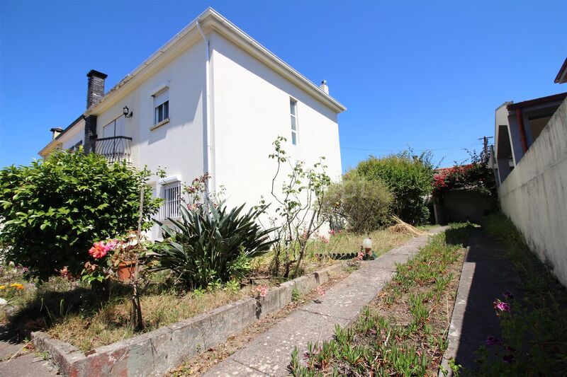 House 2 bedrooms in good condition Campanhã Porto - garden, gardens