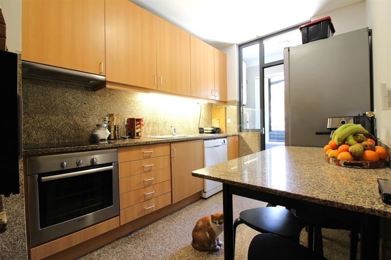 Apartment T4 Oliveira do Douro Vila Nova de Gaia - gardens, playground, central heating, garage