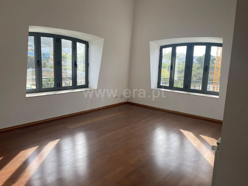 Apartamento T2 Oliveira do Douro Vila Nova de Gaia - garagem