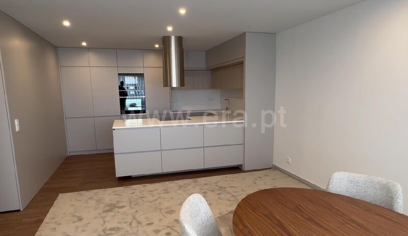 Apartamento T1 de luxo no centro Vila Nova de Gaia - ar condicionado, equipado, lugar de garagem