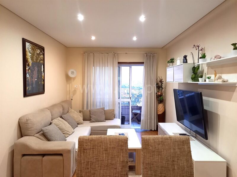 Apartment T3 Oliveira do Douro Vila Nova de Gaia - ,