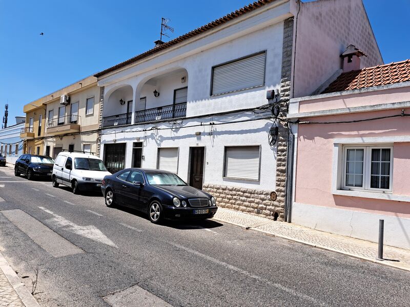 House 3 bedrooms Moita - attic, fireplace, balcony