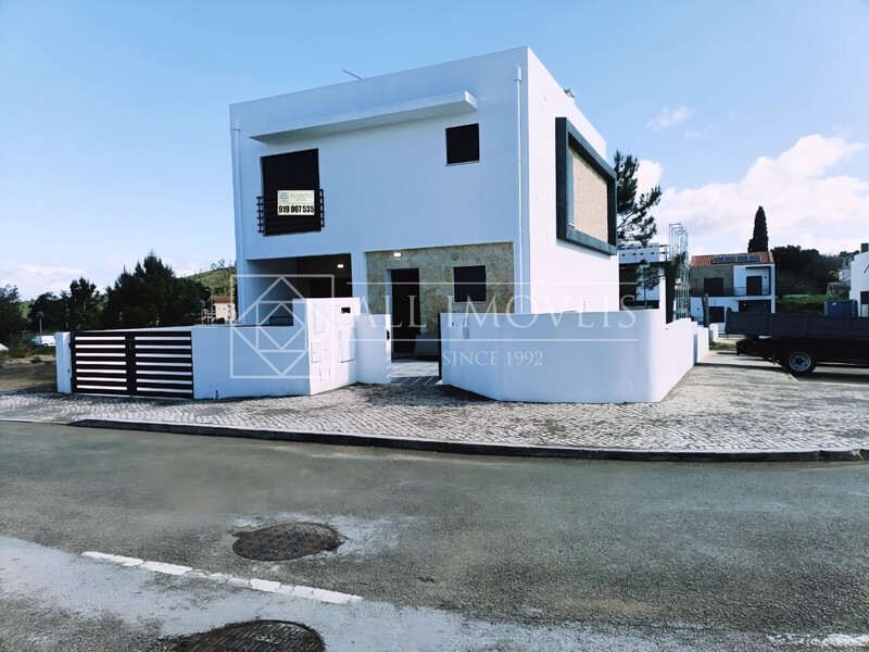 House V3 Castelo (Sesimbra) - garage, terrace, balconies, balcony, terraces