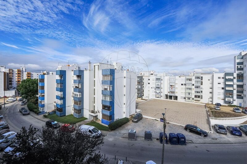 Apartment T4 Barreiro - , ,