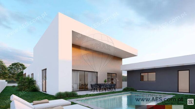 жилой дом V4 одноэтажная в процессе строительства Fernão Ferro Seixal - бассейн, солнечные панели, система кондиционирования, экипирован