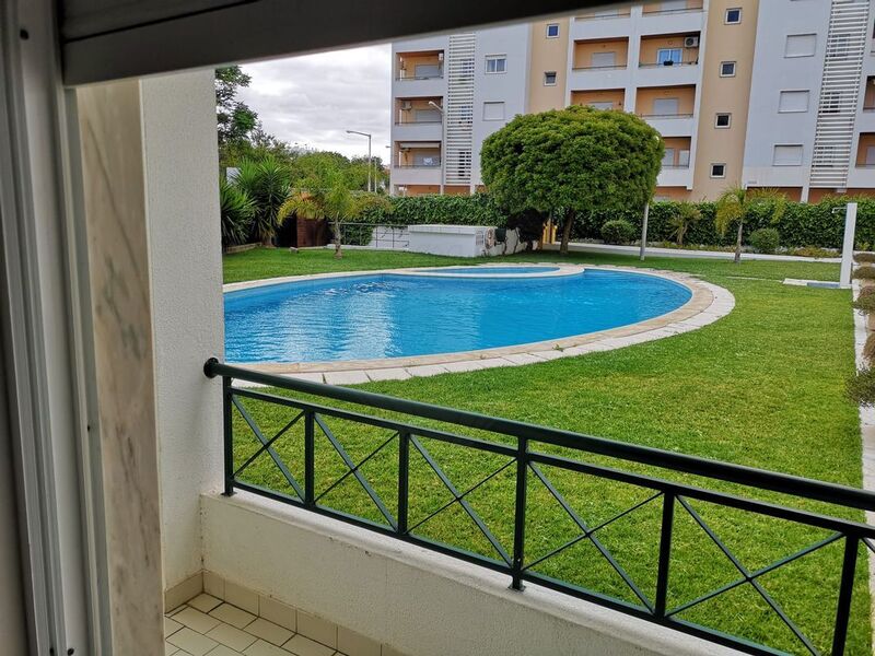 Apartamento T2 Armação de Pêra Silves - varanda, jardim, r/c, piscina