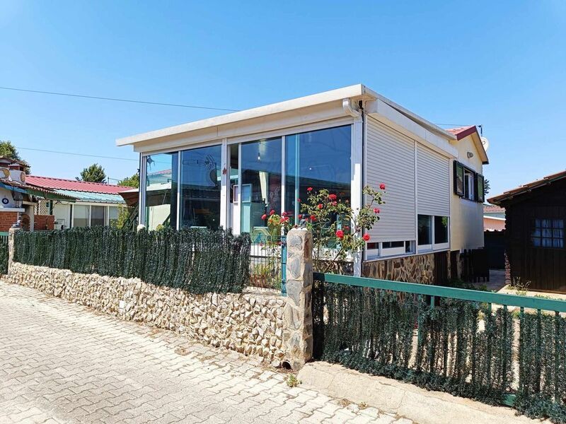 House Isolated 2 bedrooms Fernão Ferro Seixal - double glazing, playground, tennis court, swimming pool, air conditioning, sauna, turkish bath, store room