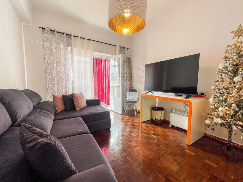 Apartment T3 Almada