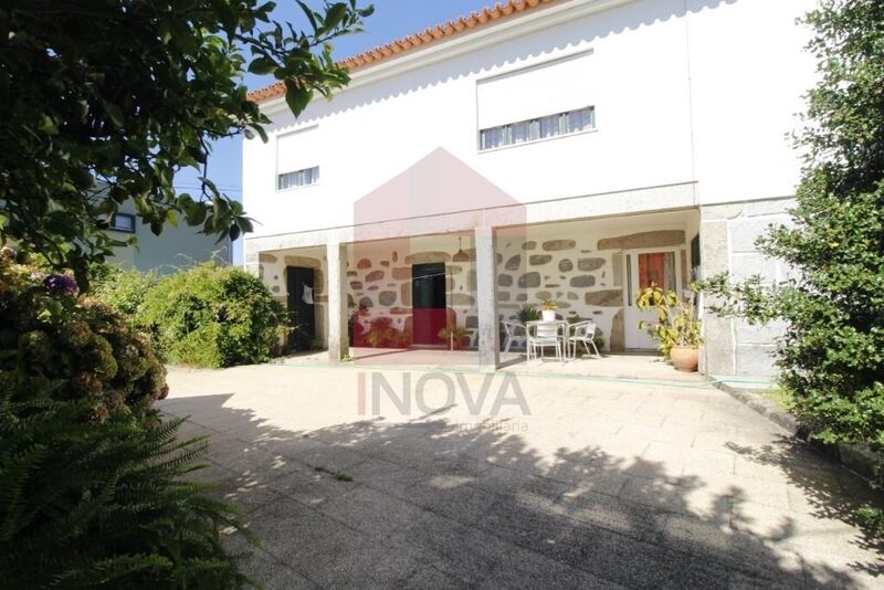 House V8 Soutelo Vila Verde - garage, central heating, air conditioning, excellent location