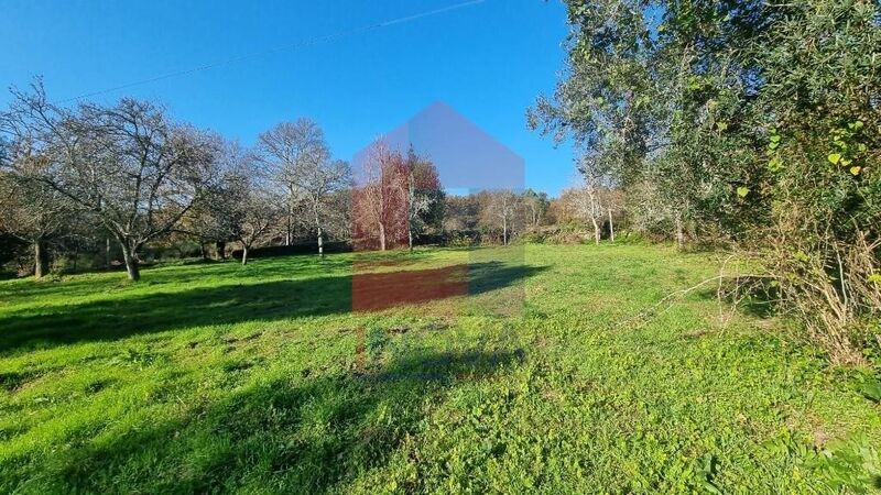 Land with 1800sqm Coucieiro Vila Verde - easy access