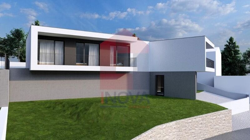 House neues V3 Sande Vila Verde - automatic gate, garage, air conditioning