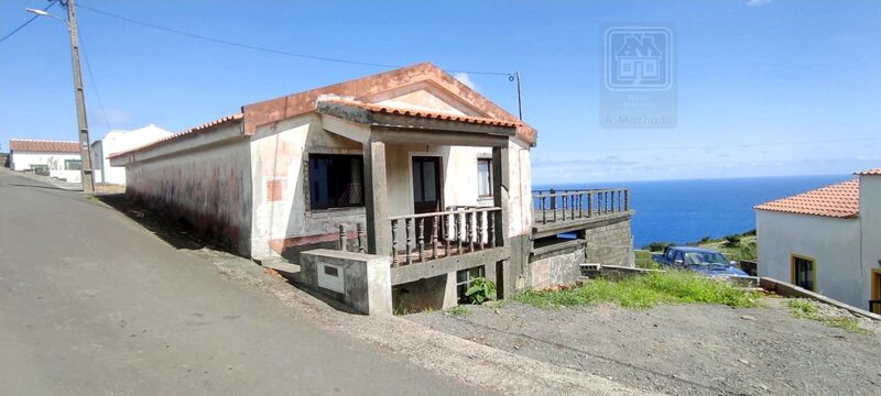 House 3 bedrooms Isolated Cedros Santa Cruz das Flores - terrace, great view, balcony, store room, green areas