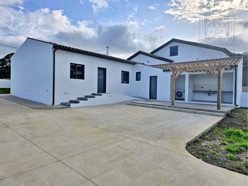 House V3 neues Lomba da Fazenda Nordeste - double glazing, beautiful view, gardens, garden, barbecue, boiler, solar panels, tiled stove, swimming pool, air conditioning