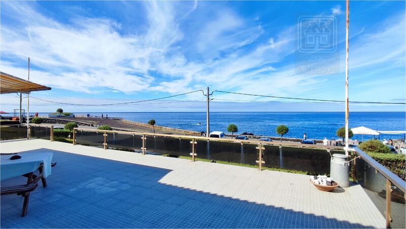 House Isolated V1 Mosteiros Ponta Delgada - garage, terrace, garden, sea view, attic, swimming pool, gardens