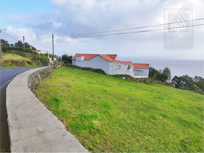 Terreno Rústico com 1160m2 Calheta Calheta (São Jorge) - excelente vista, garagem