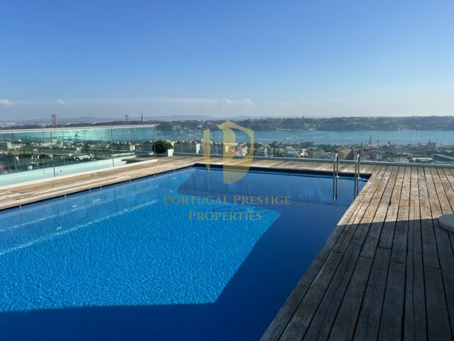 Apartamento T4 Restelo São Francisco Xavier Lisboa - equipado, zonas verdes, sauna, piscina, terraço