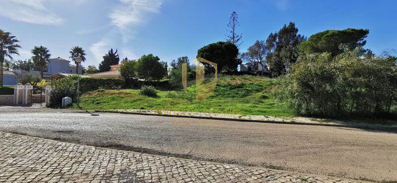 Land Urban with 1008sqm Carvoeiro Lagoa (Algarve)