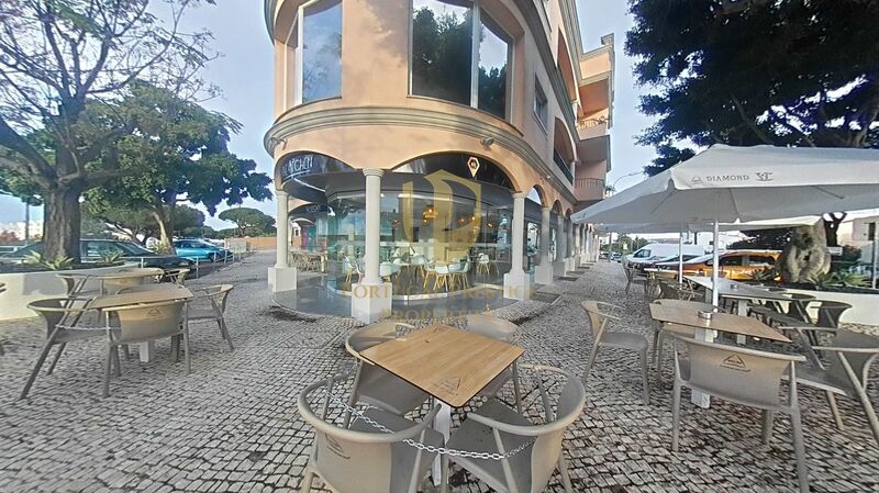 Coffee shop Equipped Quarteira Loulé - esplanade, kitchen, great location, furnished, wc,
