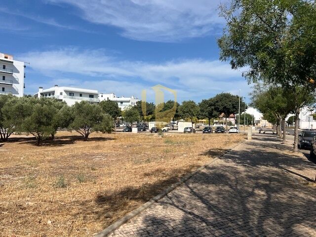 Plot of land nieuw with approved project São Clemente Loulé