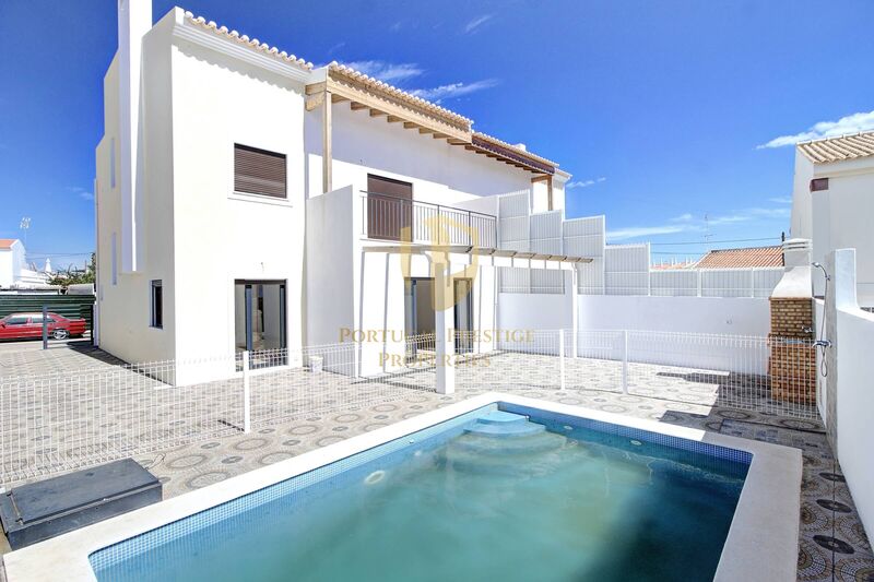 House new 3 bedrooms Vila Nova de Cacela Vila Real de Santo António - garage, garden, attic, swimming pool, terrace