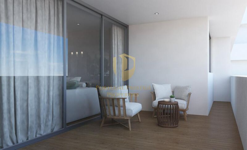 Apartamento T2 Tavira - zona calma, arrecadação, garagem, terraços, varandas, piscina, vista mar, jardim