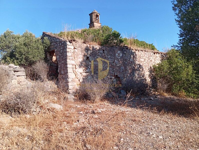 Terreno Misto com 27000m2 Santo Estevão Tavira - electricidade, bons acessos, água