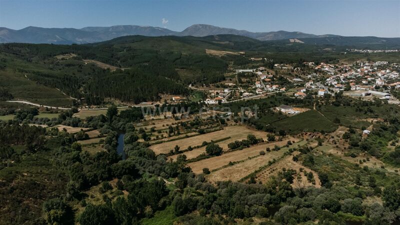 Terreno com 15200m2 Barco Covilhã - viabilidade de construção