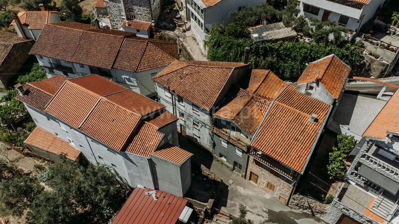 House Semidetached 4 bedrooms Unhais da Serra Covilhã - balcony, gardens, attic