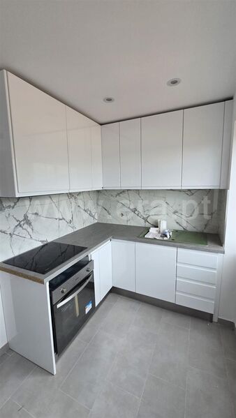 Apartamento T2 Renovado Covilhã - arrecadação, jardins