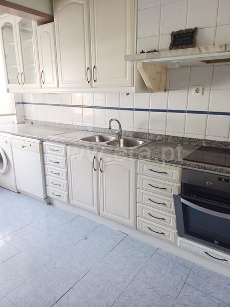 Apartment 4 bedrooms excellent condition Covilhã - gardens