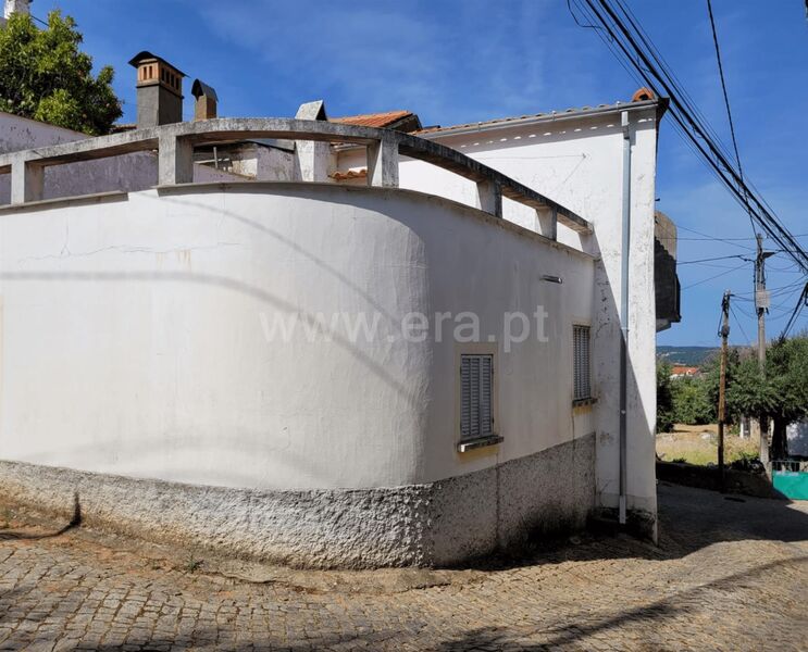 Moradia Geminada V4 Donas Fundão - terraço, jardins, lareira