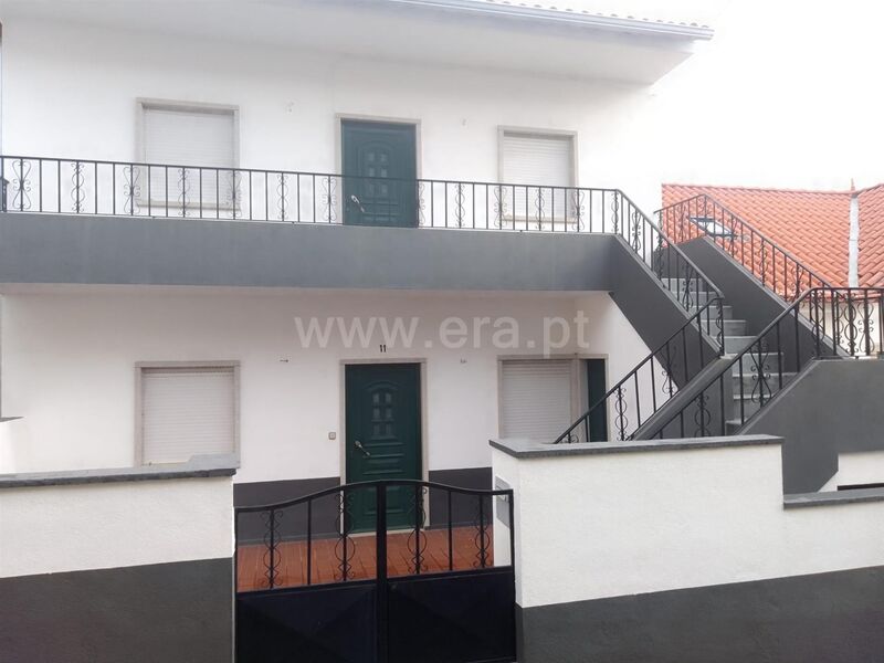 House 6 bedrooms Alpedrinha Fundão - balcony, fireplace, gardens, garage, terrace, balconies